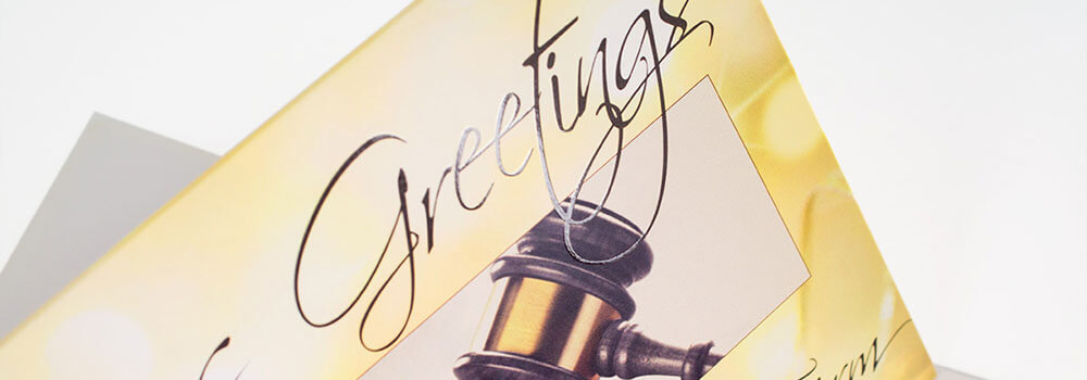 If you’re thinking about holiday greeting cards, you’re already ahead of the game! Planning to design a custom card or print cards with a personalized message? Right now is the perfect time to get started.